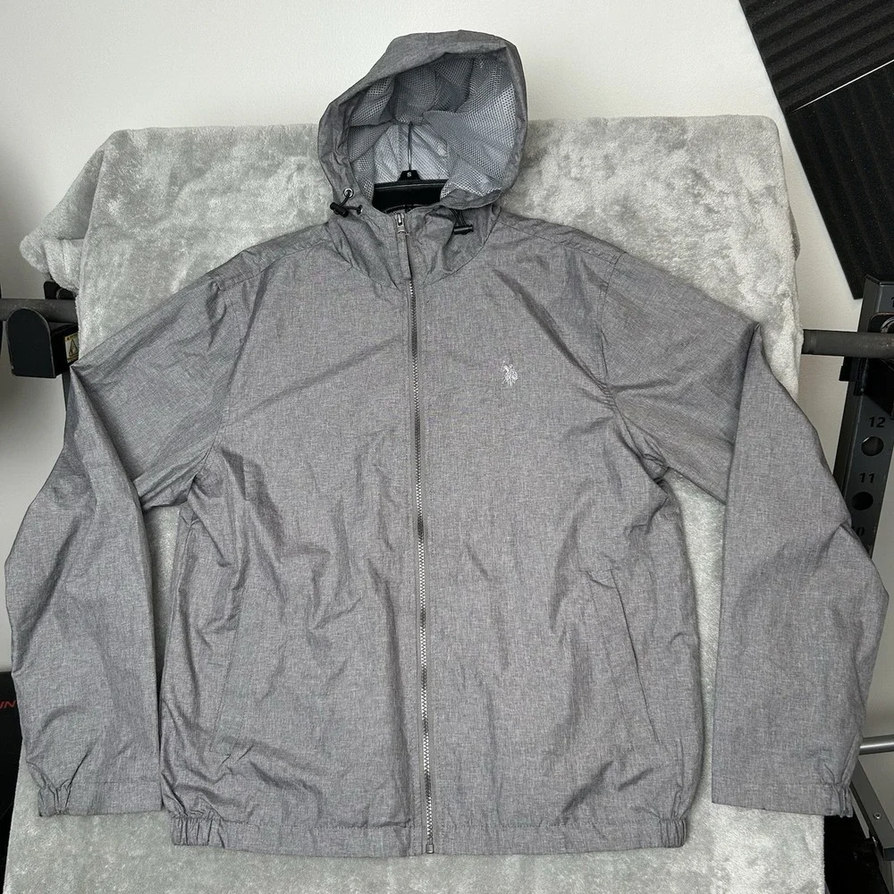 U.S. POLO ASSN. MENS FULL ZIP POLYESTER RAIN WATER RESISTANT GRAY JACKET Size M